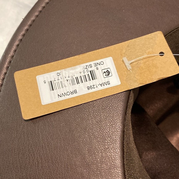 NWT unisex Hat - Picture 3 of 6